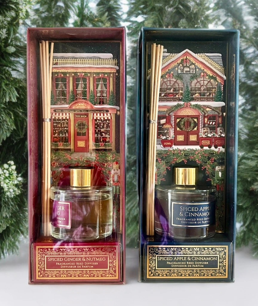 Christmas Workshop reed diffuser 100ml with festive gift packaging