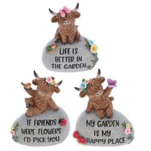 Garden Bloom Highland Cows on Stone Ornaments