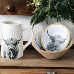 Highland Cow Jug – Ceramic Jug with Countryside Cow Design