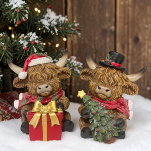 Christmas Highland Cow Ornaments with Present & Christmas Tree